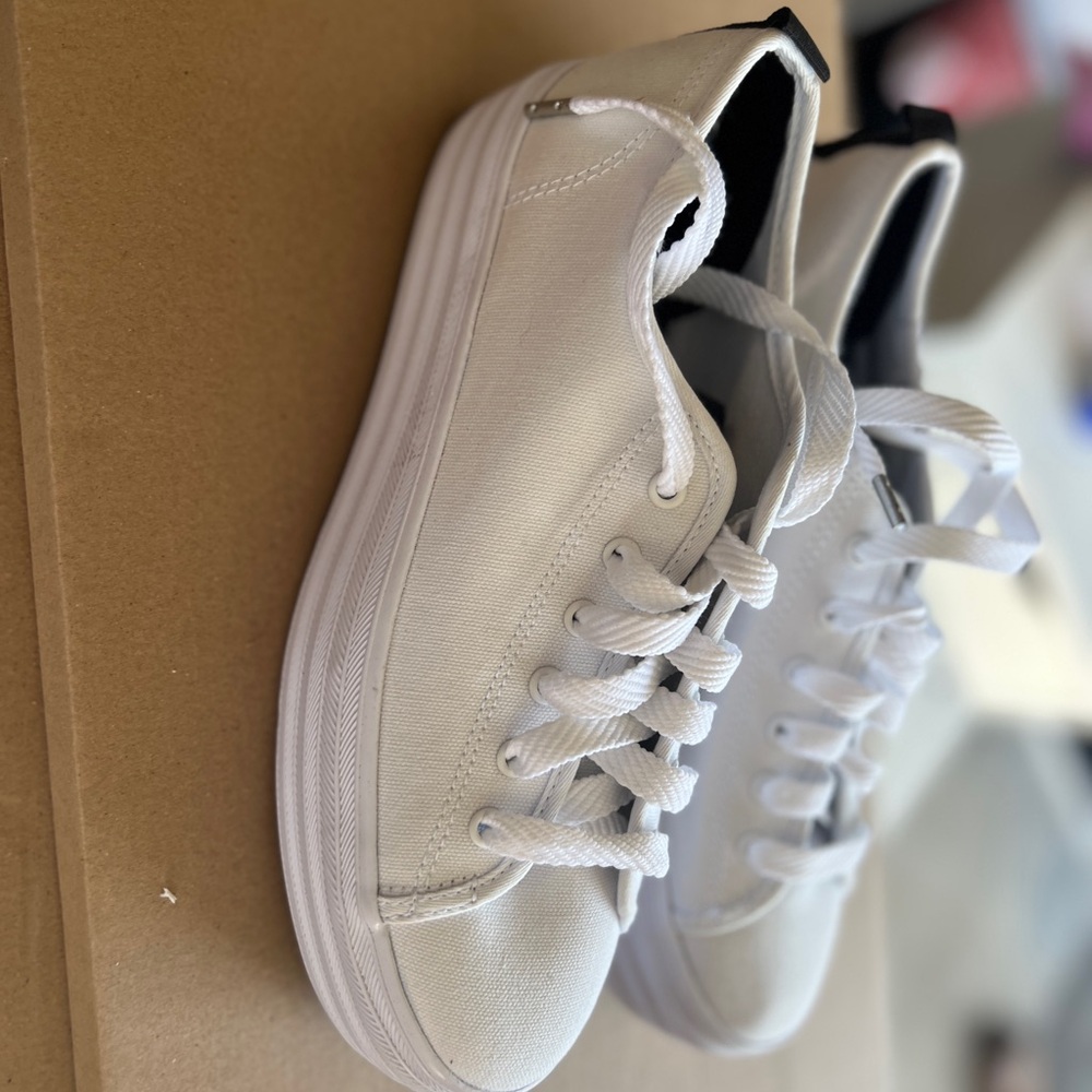 White Keds Platform 9